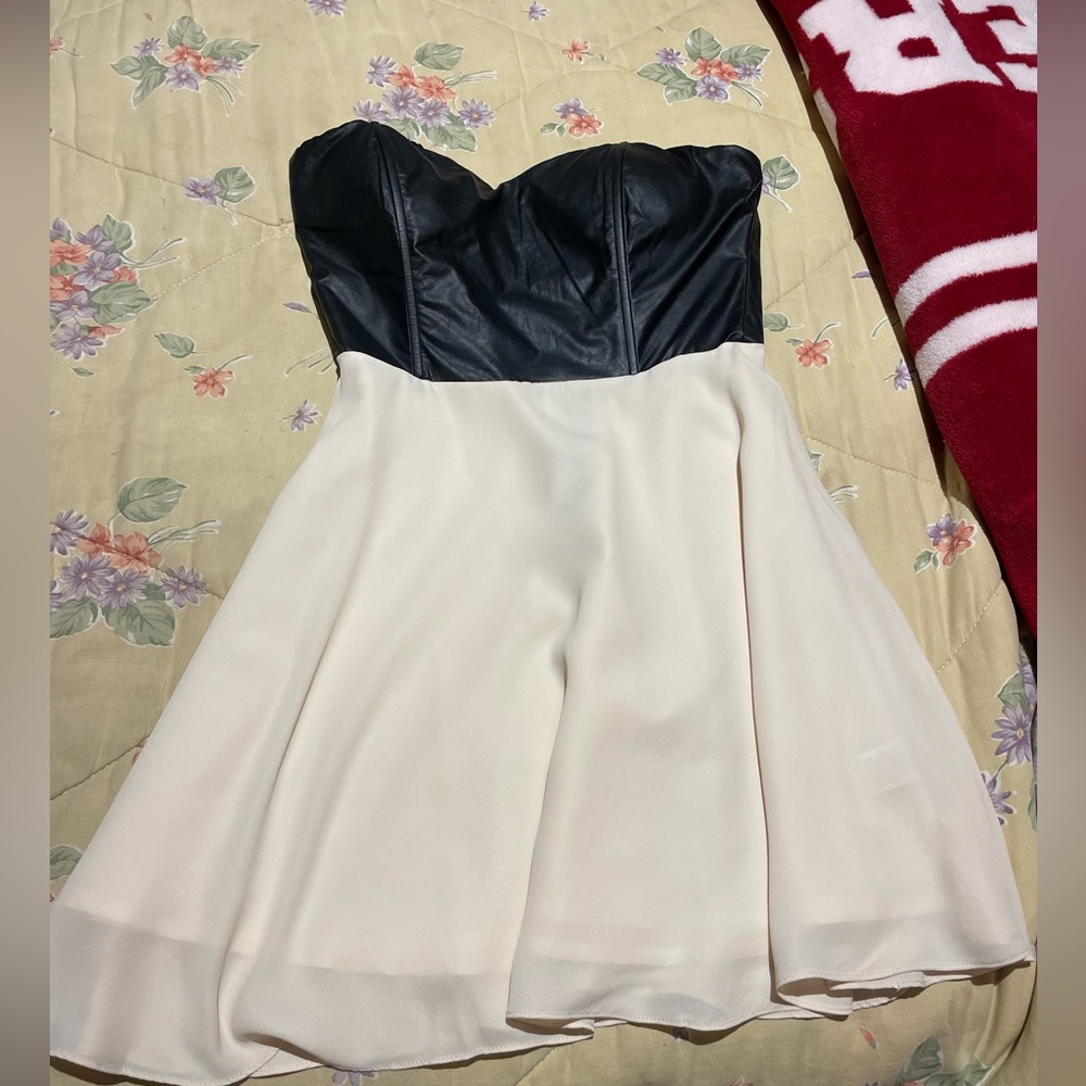 New black and white dress